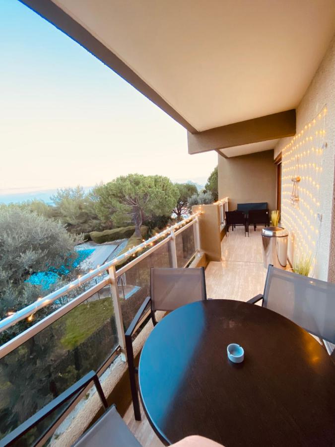Appartement Cote D'Azur Plage - Piscine - Tennis Villeneuve-Loubet Buitenkant foto